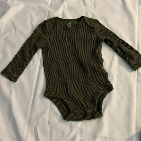 Carter’s 3 Pack Thermal Longsleeve Bodysuit - Picture 4 of 4